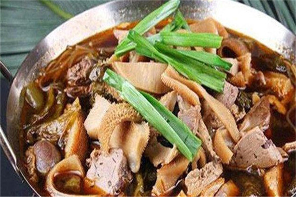 张庭携手陶虹创立爱心基金 闺蜜创业成功回馈社会:火狐电竞官网(图3) 火狐电竞