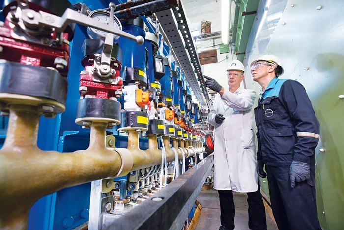 火狐电竞平台|奇帅营销峰会开启在即 火热招募杨钰莹粉丝探班(图1) 火狐电竞