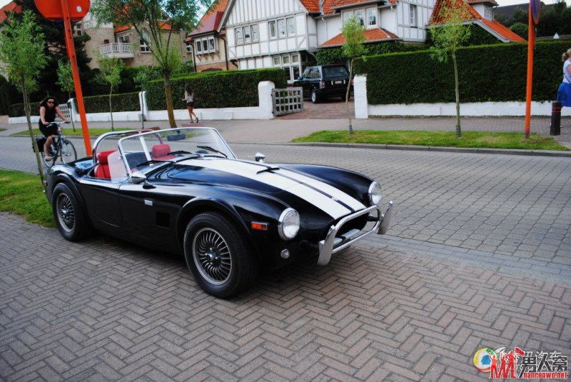 火狐电竞平台:孟京辉版《茶馆》宁波开演 文艺女神齐溪释放舞台魅力(图4) 火狐电竞