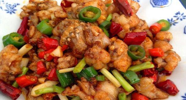 火狐电竞官网-【人气整形】南宁华美整形医院胡凯院长隆鼻失败修复技术(图1) 火狐电竞