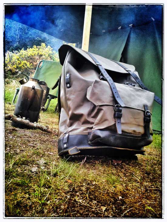 “火狐电竞官网”吴尊老婆首露面衣着朴素 展现惊人厨艺(图1) 火狐电竞