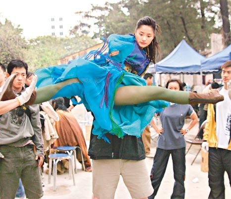 火狐电竞-龙族幻想草莓冰激凌萝莉捏脸数据 草莓冰激凌捏脸代码(图3) 火狐电竞