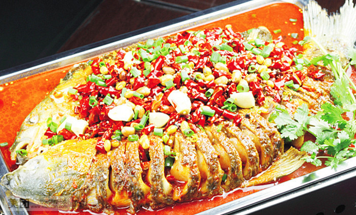 高玉洁擅长皮肤激光美容深得广大求美者的好评:火狐电竞(图4) 火狐电竞官网