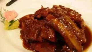 ‘火狐电竞’2015黑龙江餐饮博览会打造“龙菜阅兵式”(图1) 火狐电竞官网