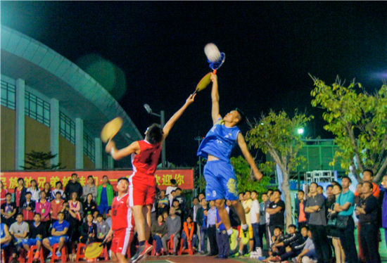 火狐电竞_成都现创意征集站 网友脑洞大开(图1) 火狐电竞